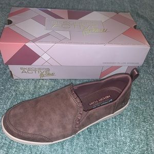Sketchers active memory foam
